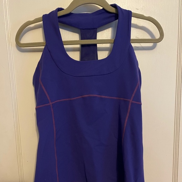 Lululemon Scoop Neck Tank Purple - Picture 2 of 5